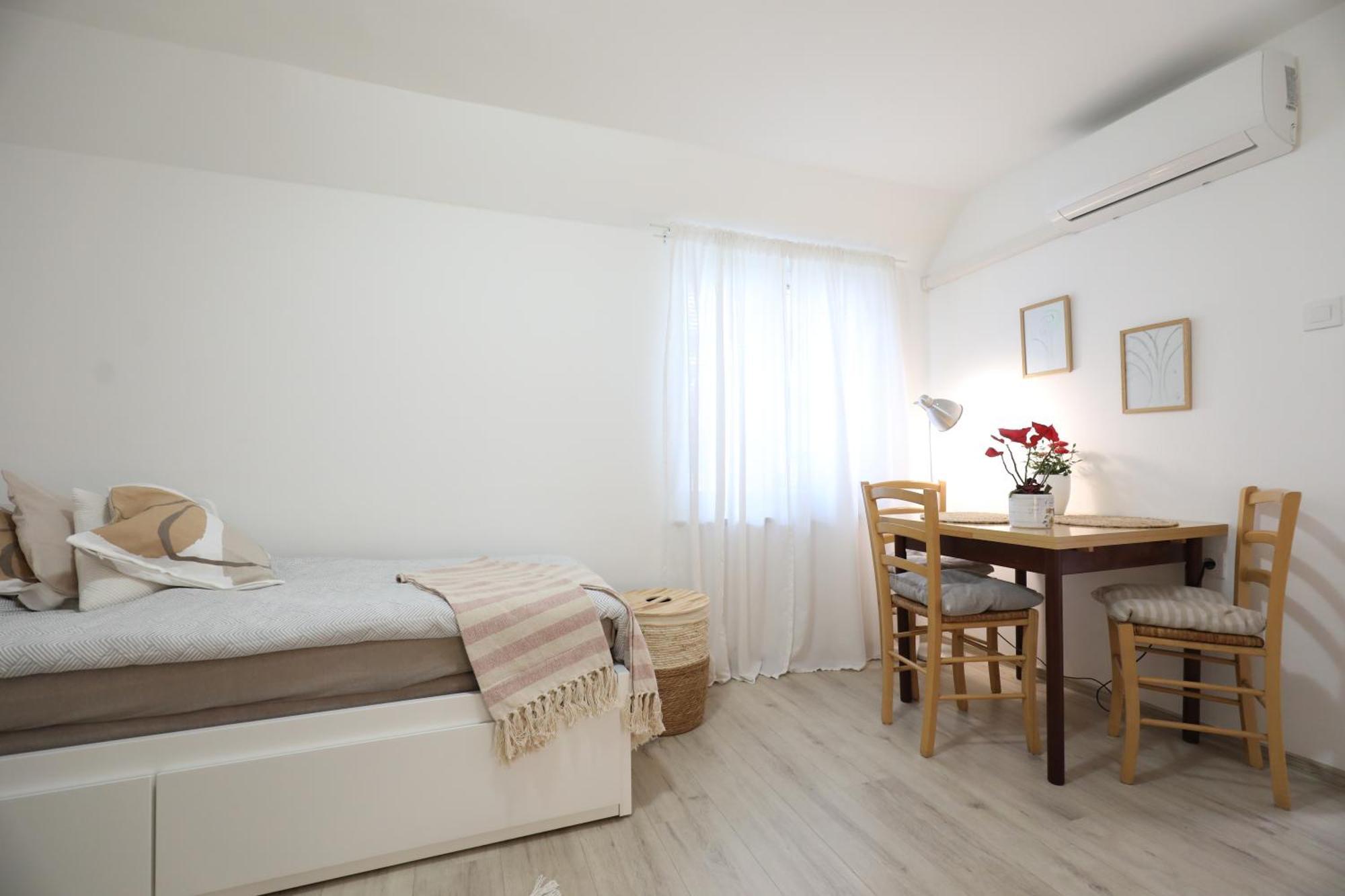 Apartment Mir Πούλα Εξωτερικό φωτογραφία